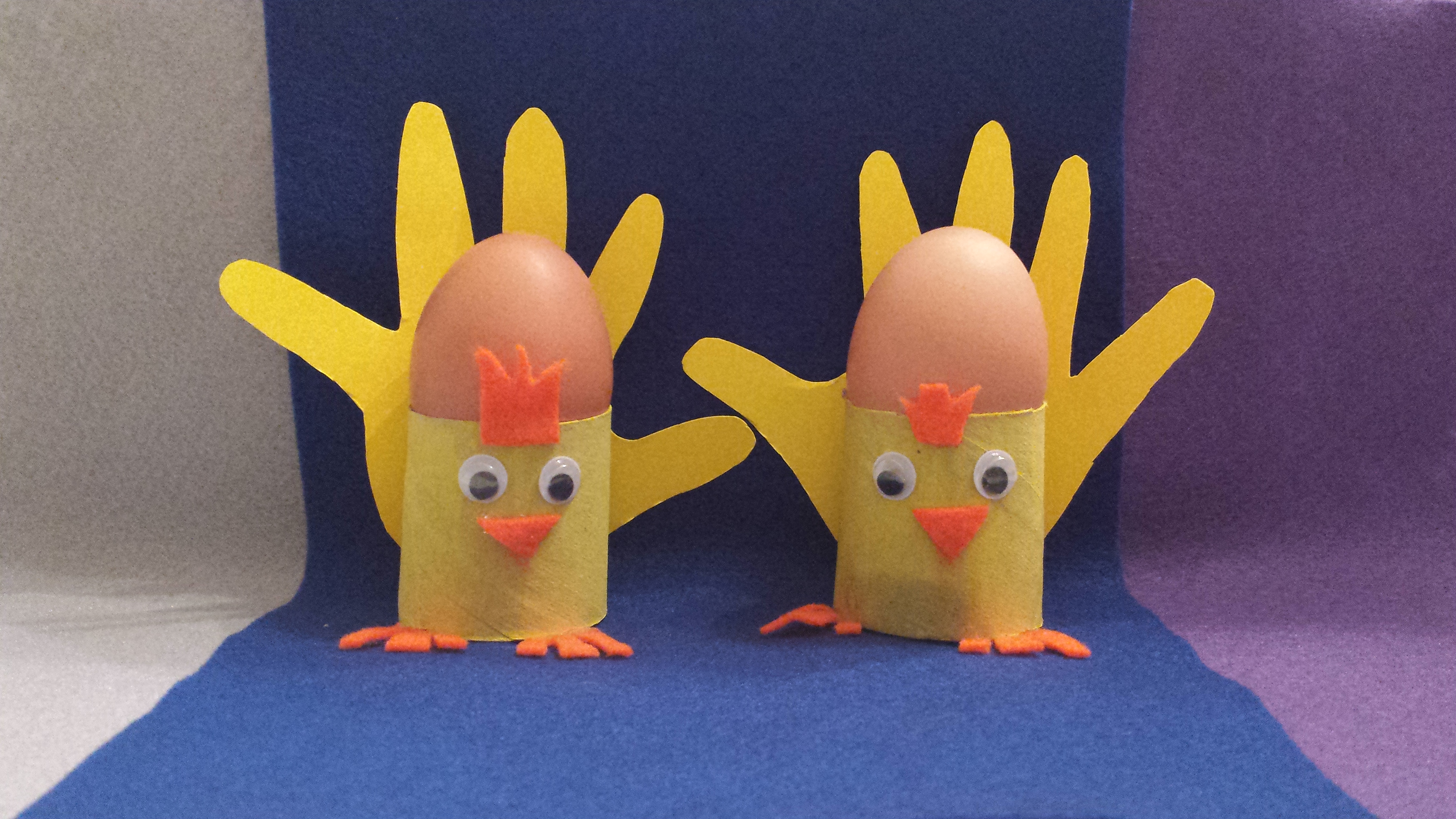 Lavoretti per Pasqua: i Pulcini porta uovo - Easter Crafts: Chicks Egg  Holder